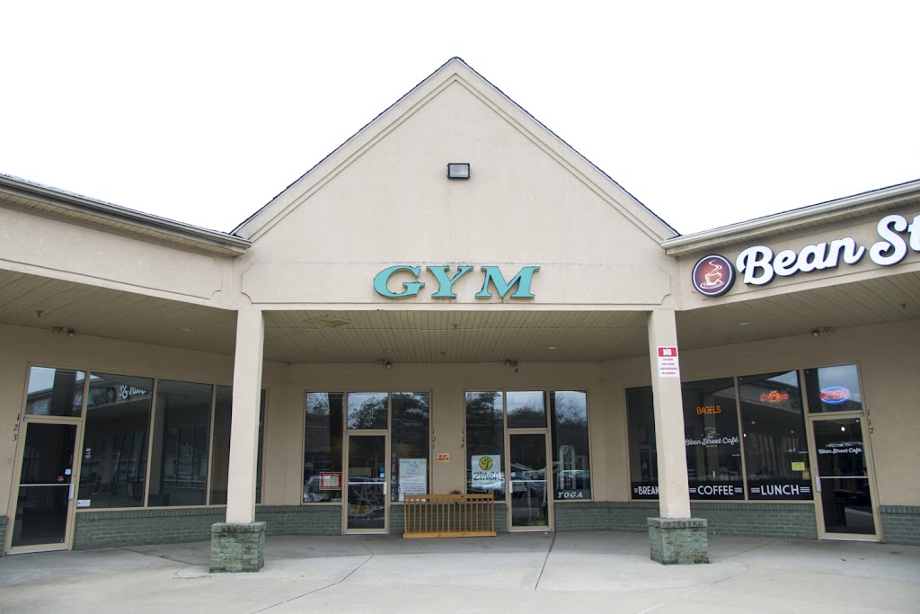 Kings Grant Fitness Center | 121 Merchants Way, Marlton, NJ 08053 | Phone: (856) 988-1122