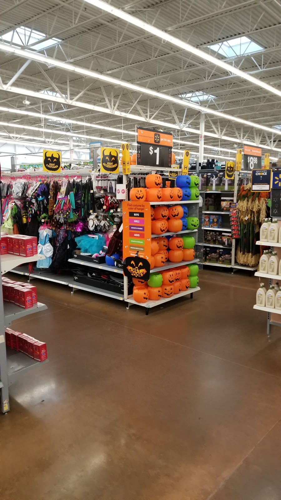 Walmart Supercenter | 567 PA-100, Bechtelsville, PA 19505 | Phone: (610) 367-1005