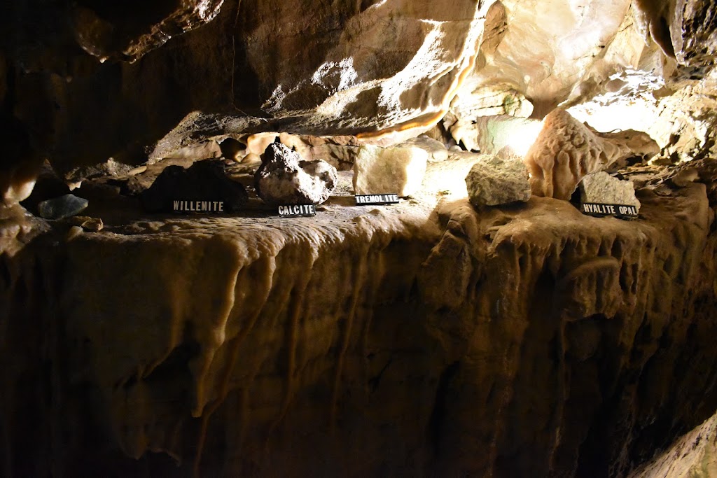 Lost River Caverns | 726 Durham St, Hellertown, PA 18055 | Phone: (610) 838-8767