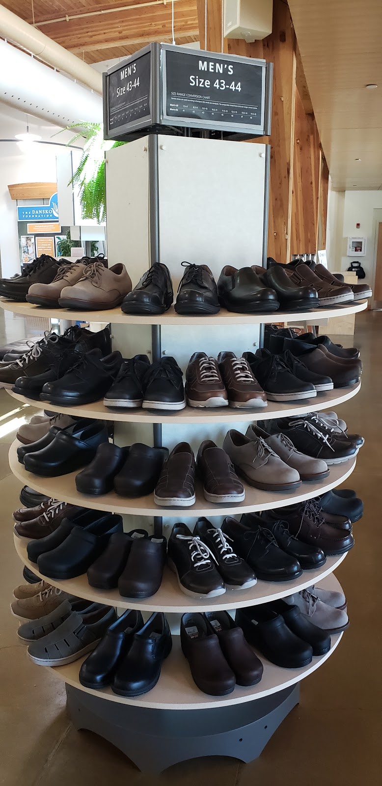 Dansko Outlet | 33 Federal Rd, West Grove, PA 19390 | Phone: (610) 869-5765