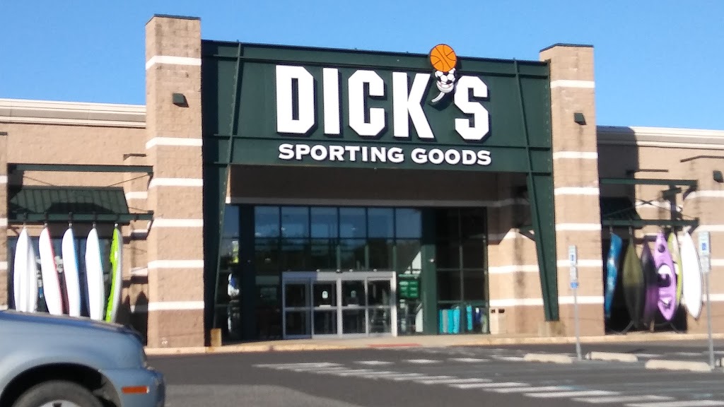 DICKS Sporting Goods | 2703 County Rd 541 STE 4, Burlington Township, NJ 08016 | Phone: (609) 747-0400