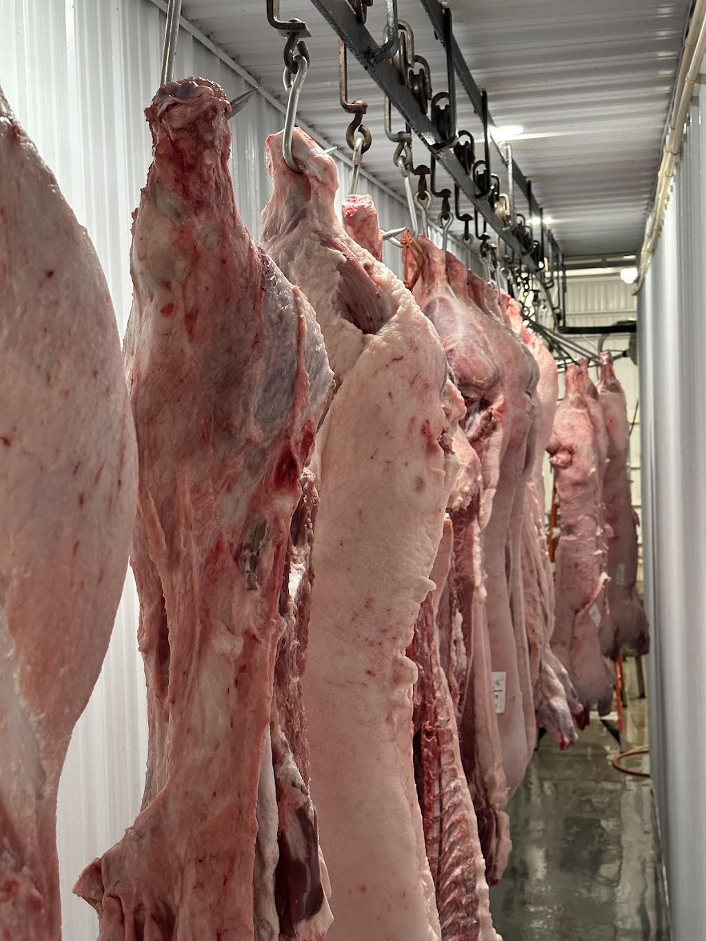 Clarkco Meats Custom Butchering | 3312 Limestone Rd, Cochranville, PA 19330 | Phone: (610) 470-3011