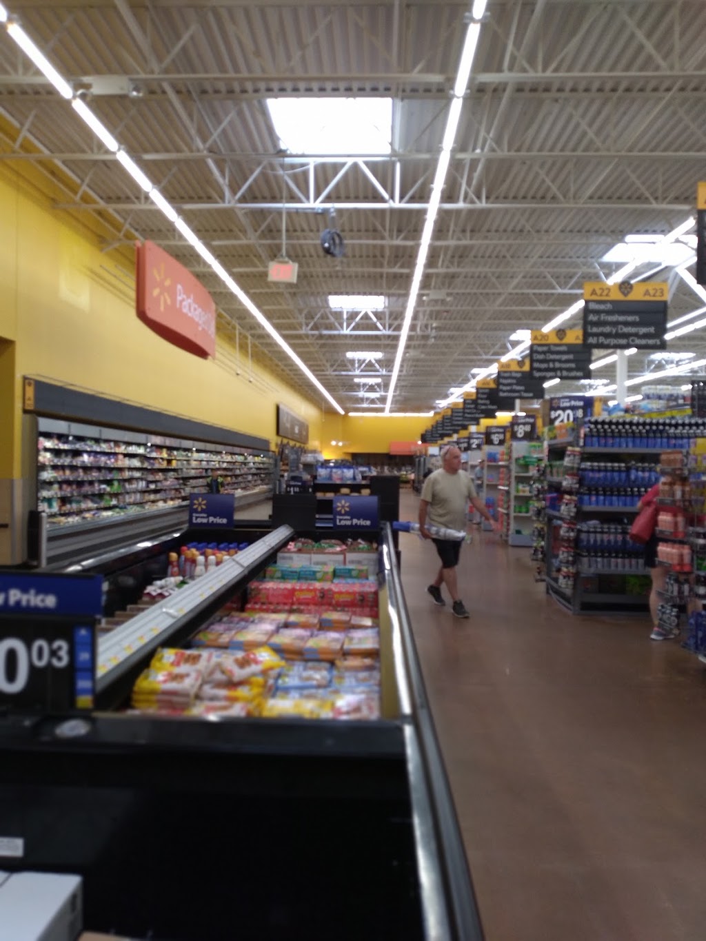Walmart Supercenter | 100 Crossings Blvd, Elverson, PA 19520 | Phone: (610) 913-2000