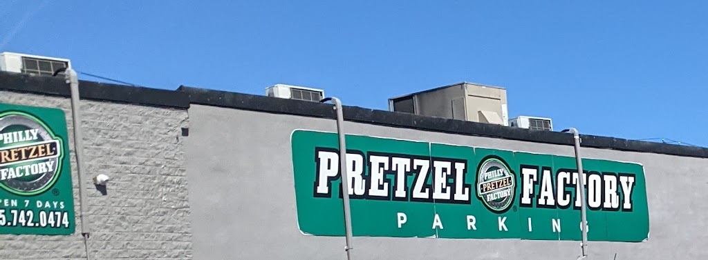 Philly Pretzel Factory | Parkwood Shopping Center, 12363 Academy Rd, Philadelphia, PA 19154 | Phone: (215) 637-2636