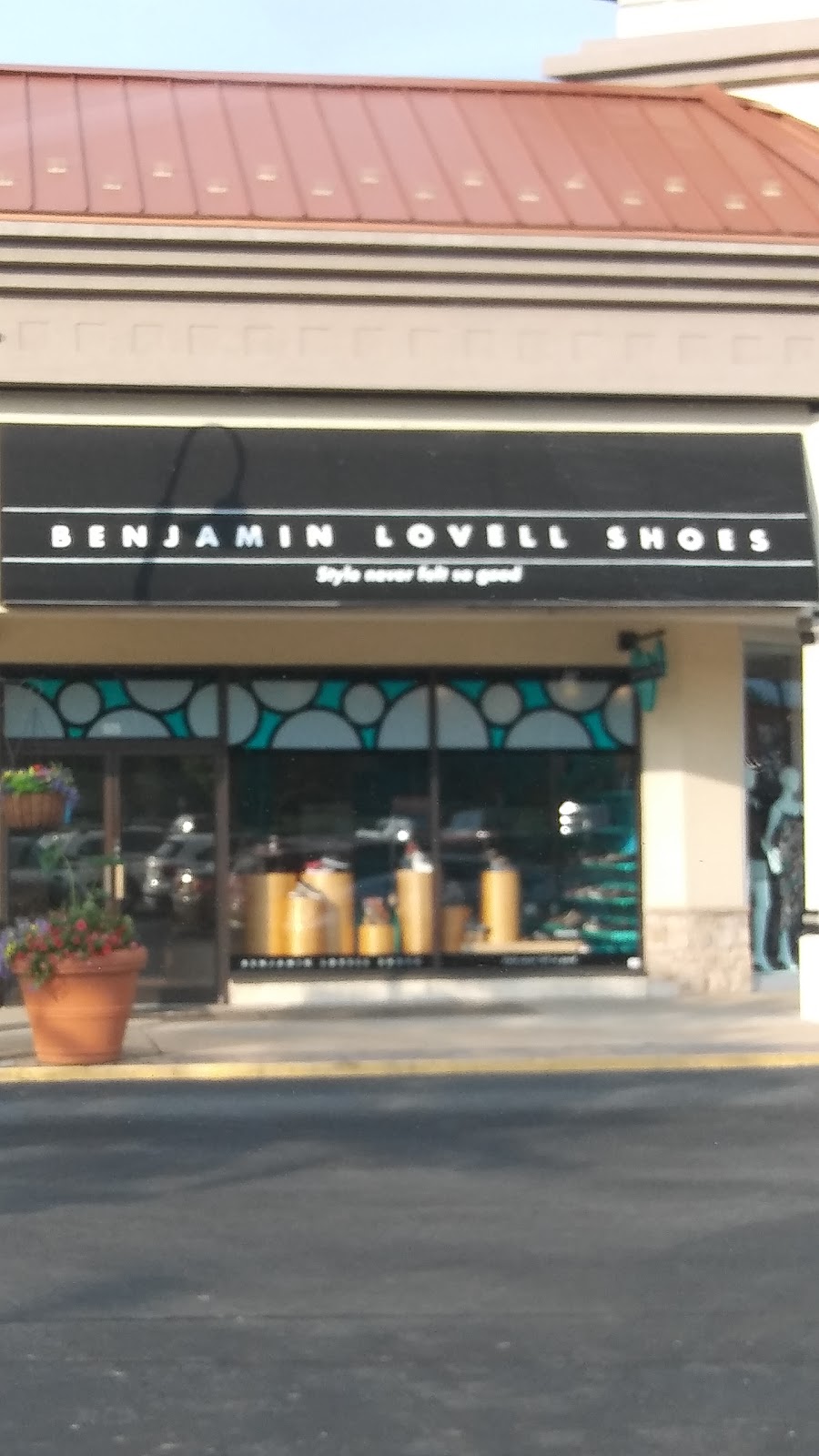 Benjamin Lovell Shoes | 525 Glen Eagle Square, Glen Mills, PA 19342 | Phone: (610) 358-0060