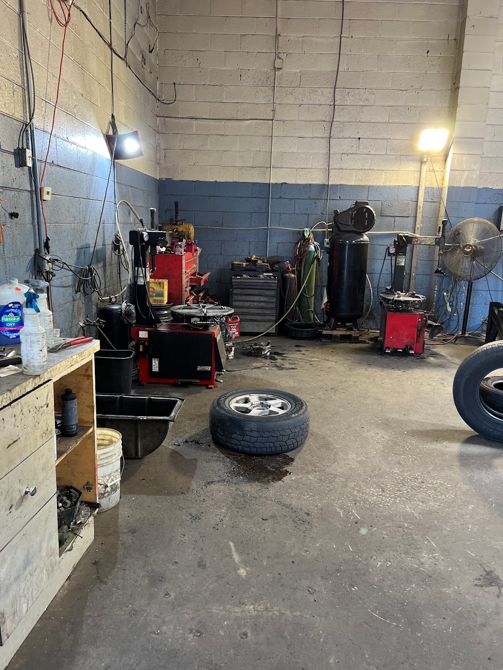 S&A Auto Repair Tire Repair | 6204 Passyunk Ave, Philadelphia, PA 19153 | Phone: (267) 366-2418