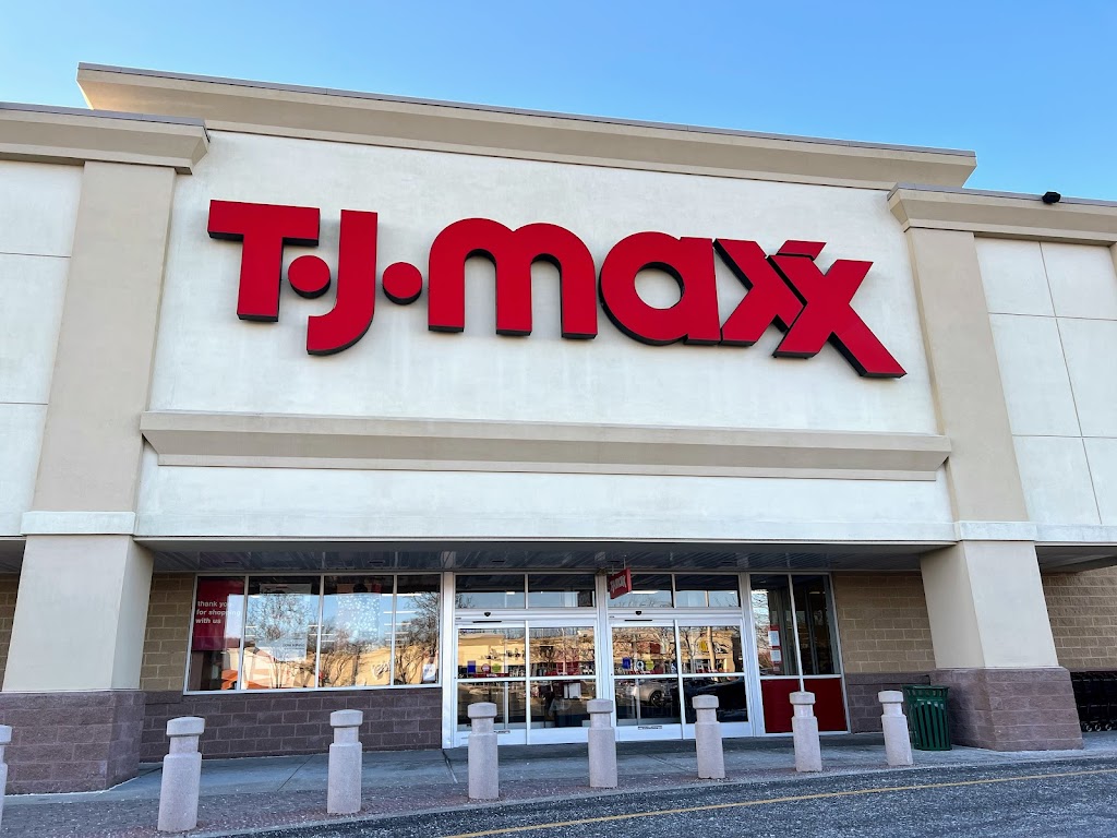 T.J. Maxx | 150 Upland Square Dr, Stowe, PA 19464 | Phone: (610) 718-5581