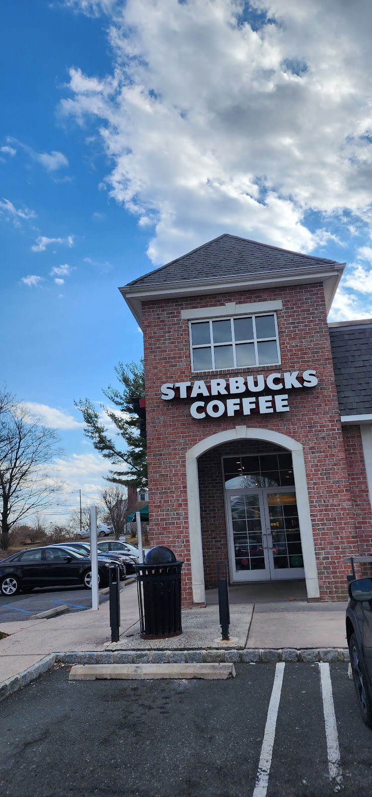 Starbucks | Shoppes at Branchburg, 240 Raritan Valley College Dr, Branchburg, NJ 08876 | Phone: (908) 575-0268